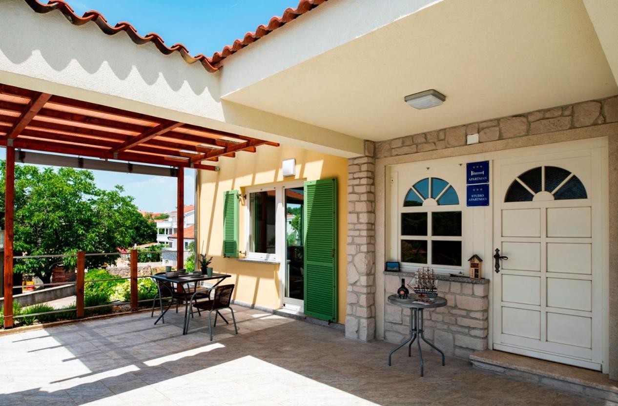 Lavanda Apartments&Studios Pinezici  Exterior photo